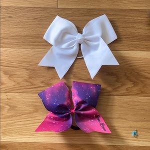 Cheer bows